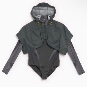 NEW w/tags -Nike Ispa Women’s Longsleeve Bodysuit Anthracite Grey- Size Medium